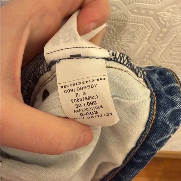 Abercrombie & Fitch Curve Love High Rise Dad Jeans Medium Ripped Wash Size 30L - Picture 10 of 12